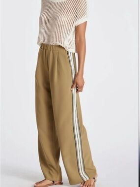 Bishop and Young Track Style Wide Leg Olive PullOn Pant Pockets